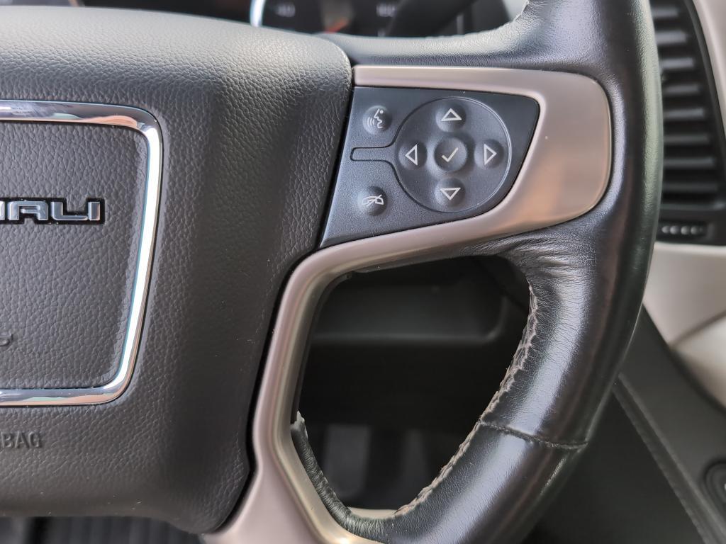 used 2019 GMC Yukon XL car, priced at $37,494