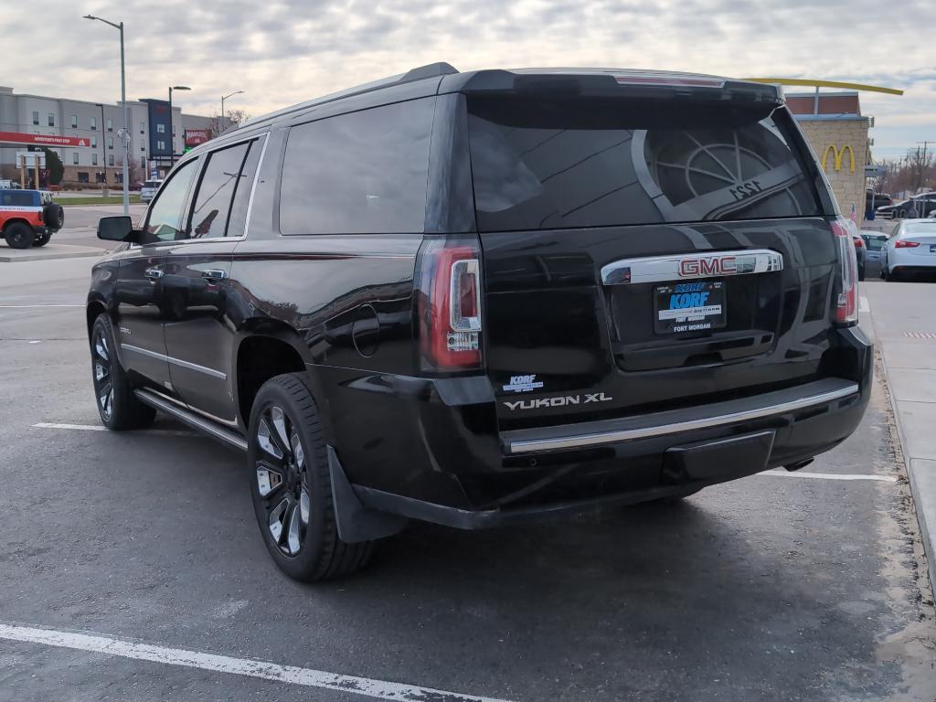 used 2019 GMC Yukon XL car, priced at $37,494