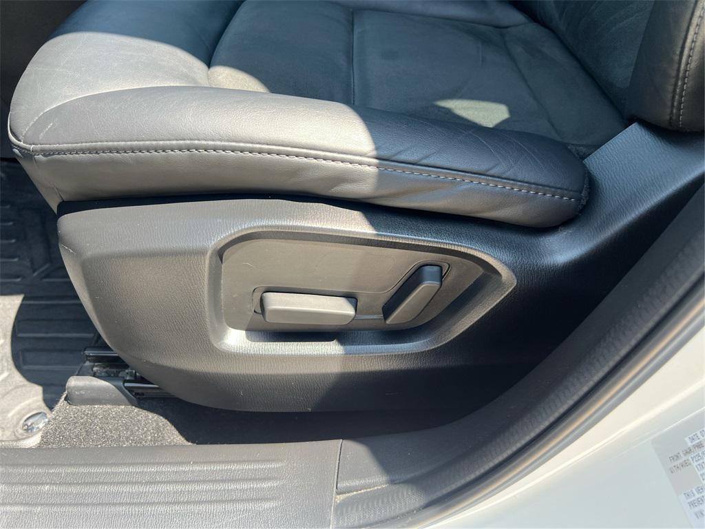 used 2020 Mazda CX-5 car, priced at $23,571