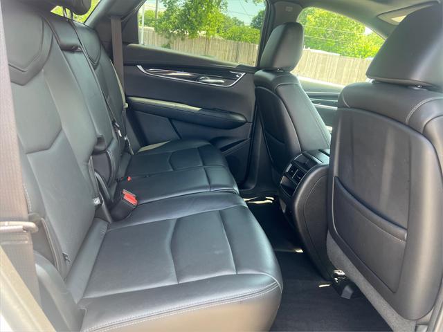 used 2020 Cadillac XT5 car, priced at $18,141
