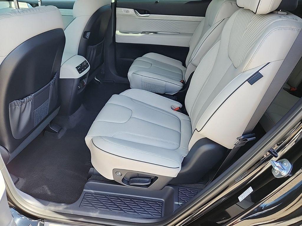 used 2024 Hyundai Palisade car, priced at $49,710