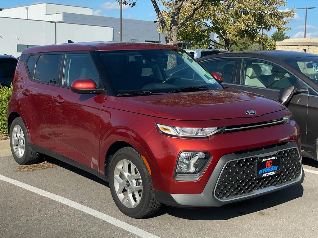 used 2021 Kia Soul car, priced at $16,096