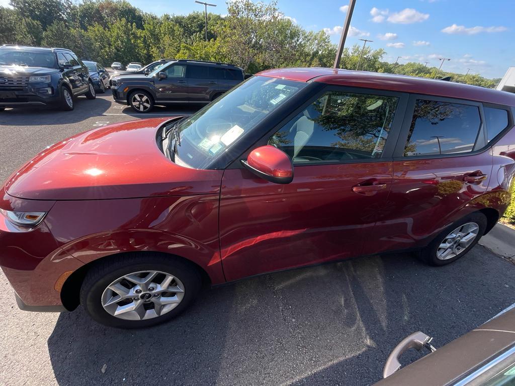 used 2021 Kia Soul car, priced at $16,096
