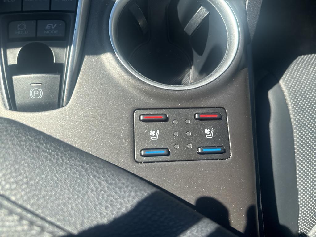 used 2023 Toyota Camry Hybrid car, priced at $31,495