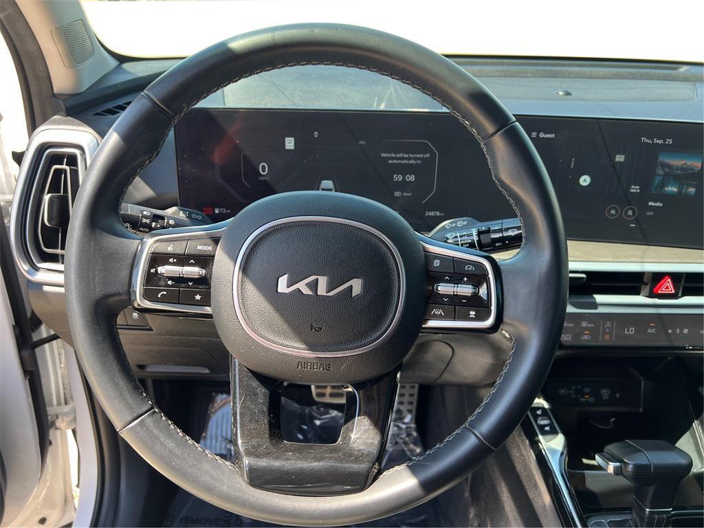 used 2024 Kia Sorento car, priced at $34,309