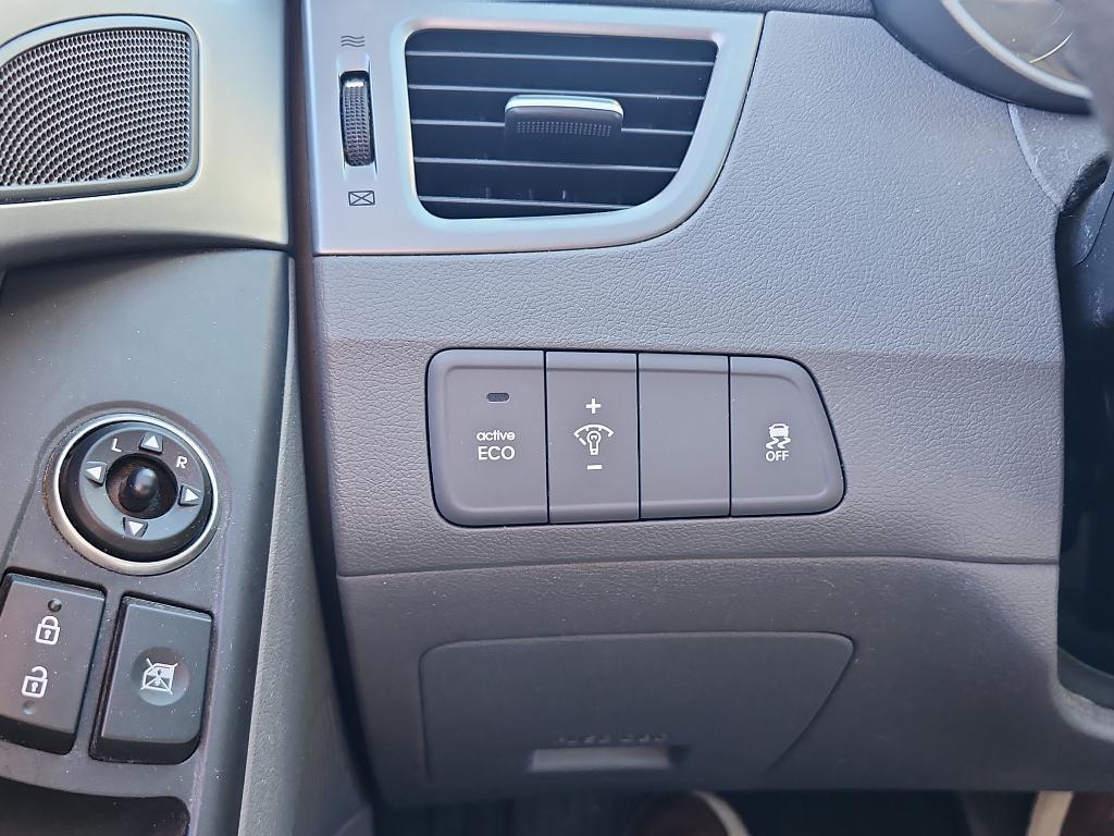 used 2015 Hyundai Elantra car, priced at $8,863