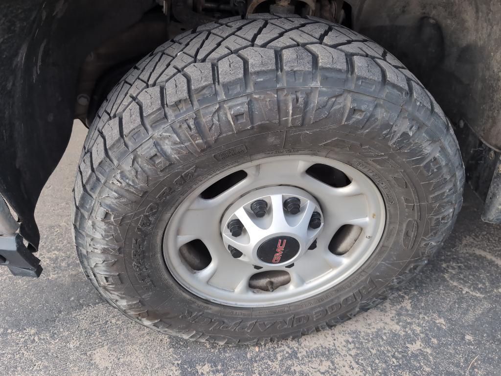 used 2023 GMC Sierra 2500 car, priced at $45,288