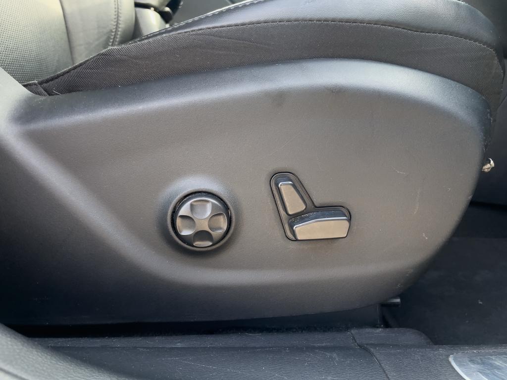 used 2020 Jeep Cherokee car, priced at $17,896