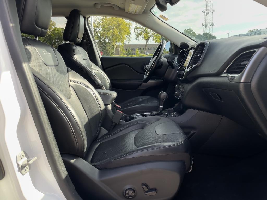 used 2020 Jeep Cherokee car, priced at $17,896