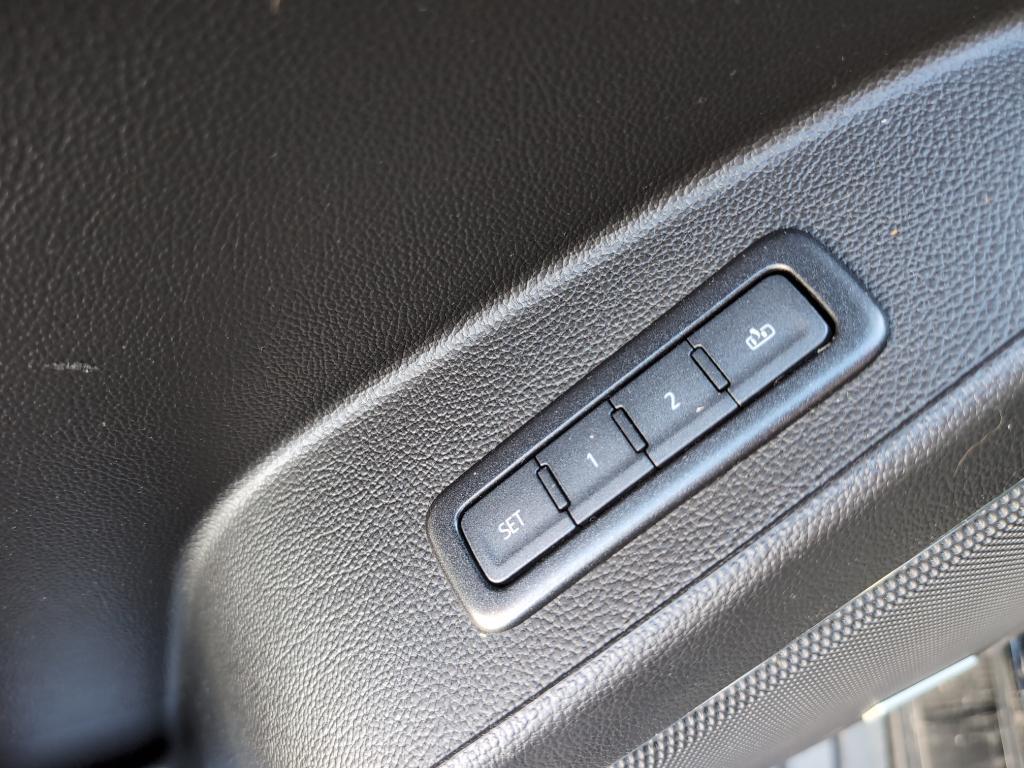 used 2020 GMC Yukon car, priced at $29,494