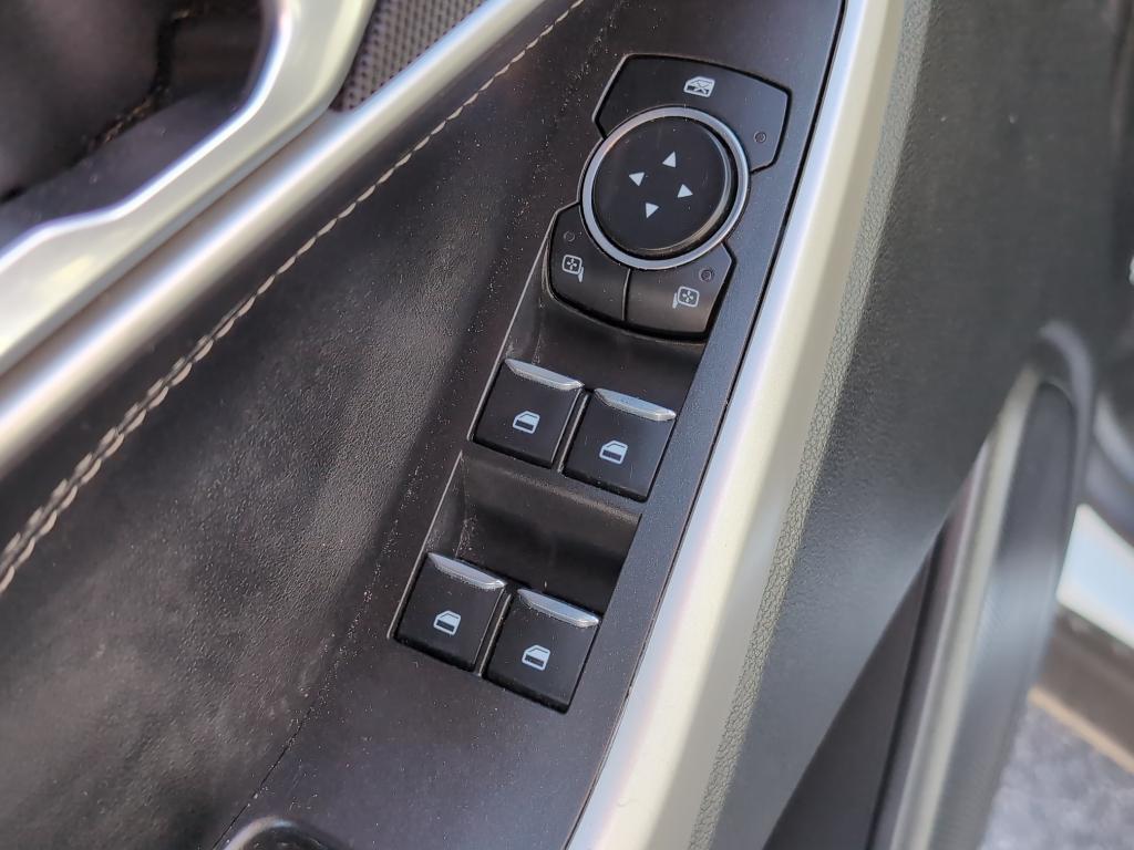 used 2023 Ford Explorer car, priced at $29,286