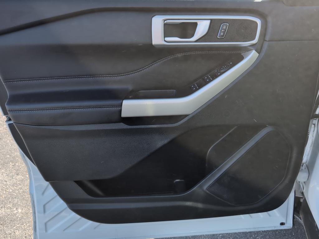 used 2023 Ford Explorer car, priced at $29,286