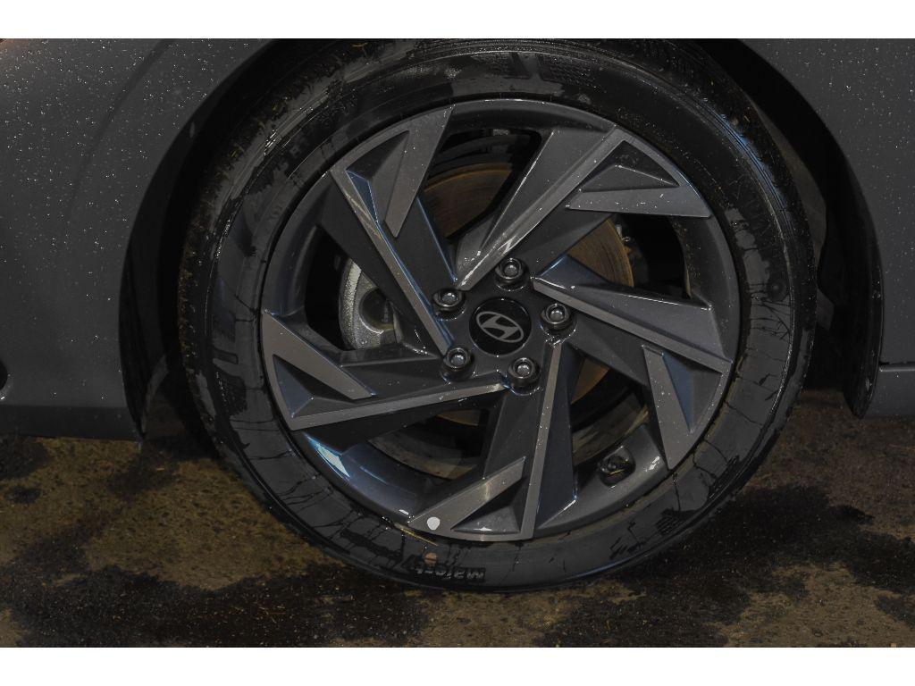 used 2024 Hyundai Elantra car, priced at $25,490