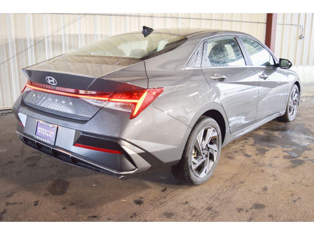 used 2024 Hyundai Elantra car, priced at $25,490