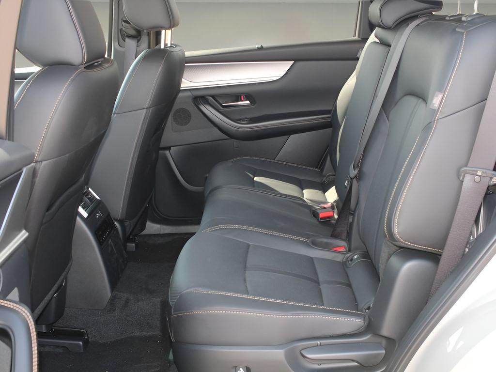 used 2025 Mazda CX-90 car, priced at $35,550