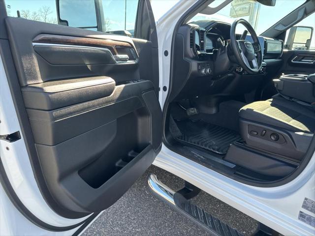 used 2024 GMC Sierra 2500 car, priced at $56,095