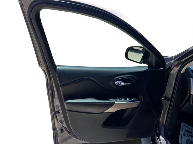 used 2018 Jeep Cherokee car, priced at $14,385