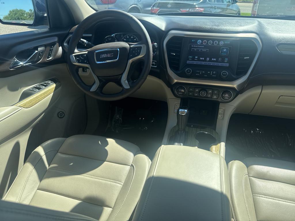 used 2018 GMC Acadia car, priced at $26,095