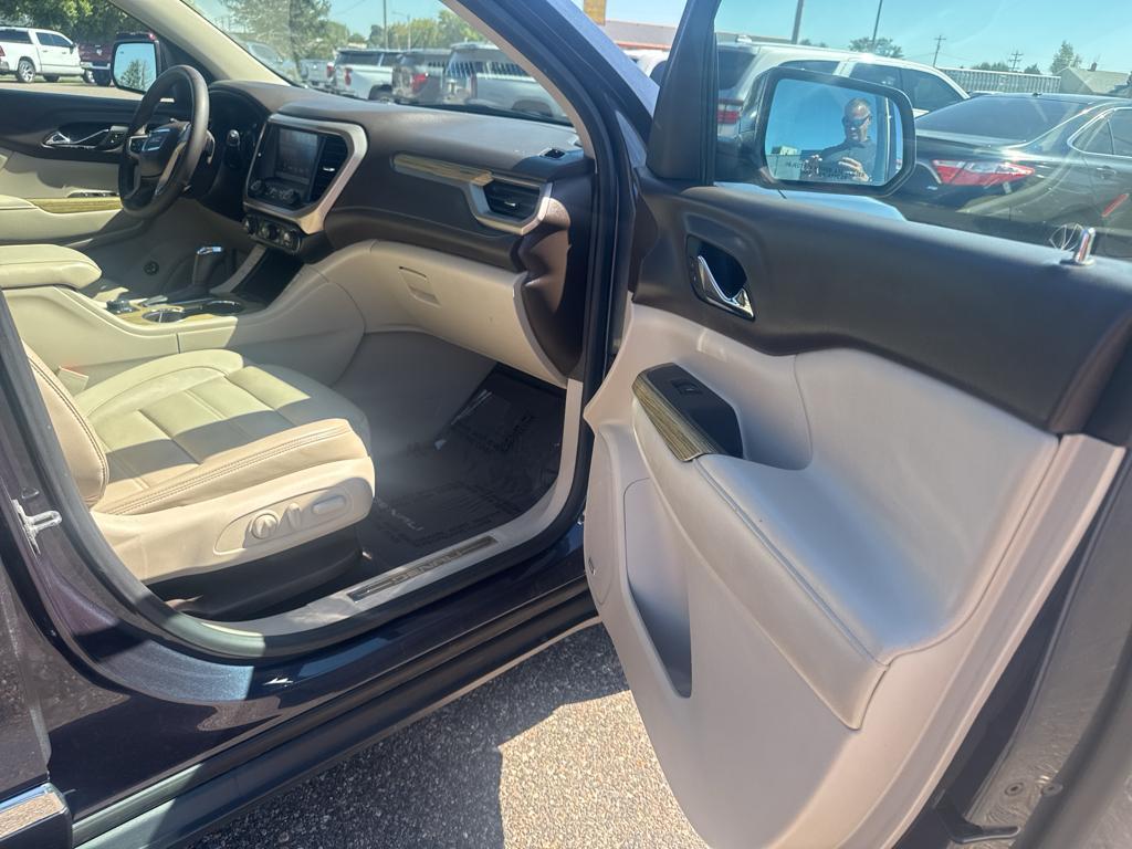 used 2018 GMC Acadia car, priced at $26,095