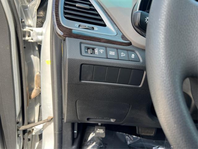 used 2018 Hyundai Santa Fe Sport car, priced at $14,491