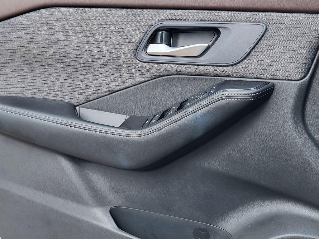 used 2023 Nissan Rogue car, priced at $20,796