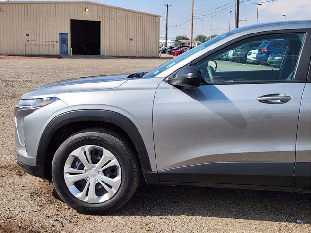 used 2024 Chevrolet Trax car, priced at $22,897