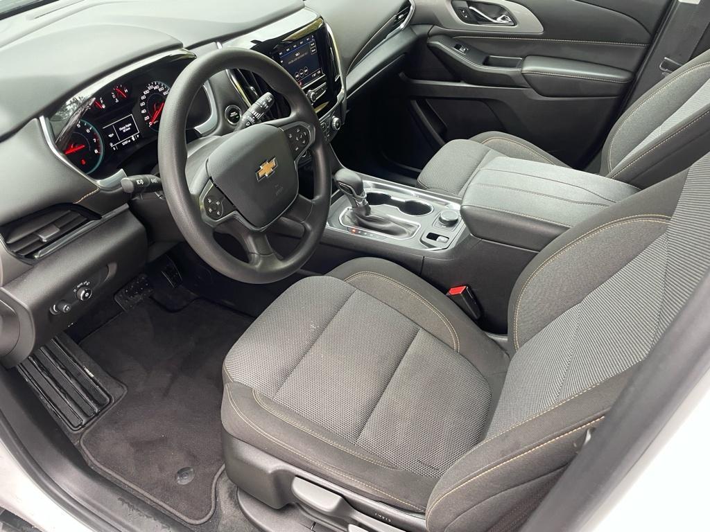 used 2021 Chevrolet Traverse car, priced at $23,268