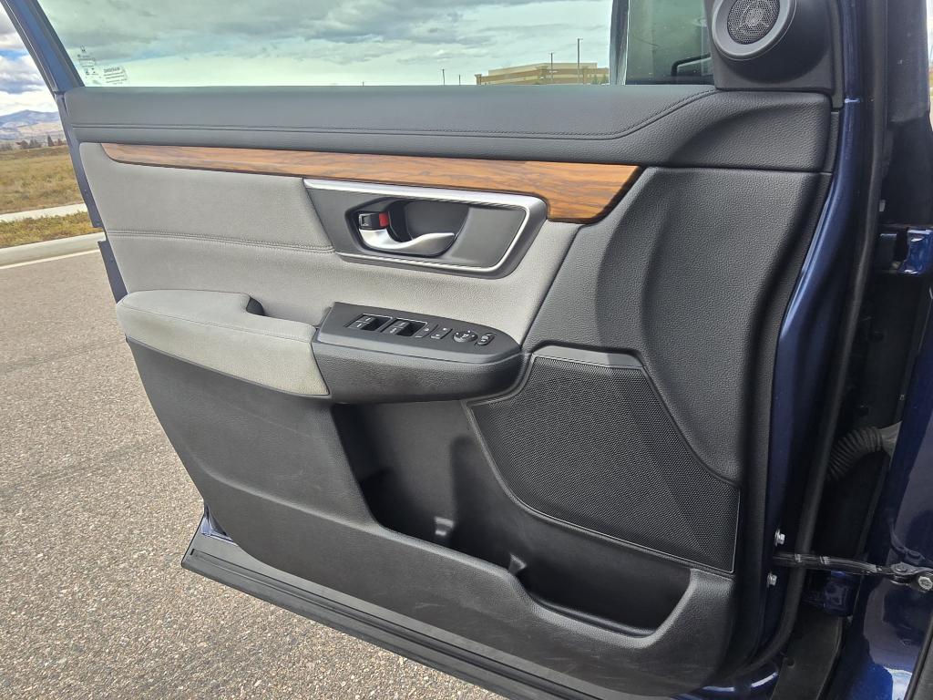 used 2018 Honda CR-V car, priced at $18,498