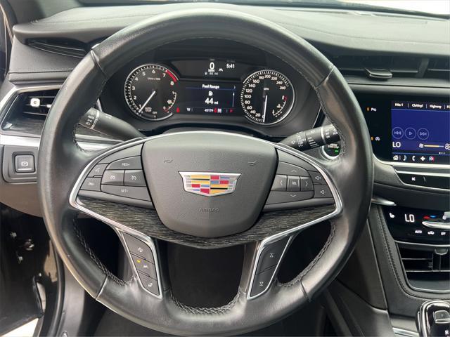 used 2021 Cadillac XT5 car, priced at $27,666