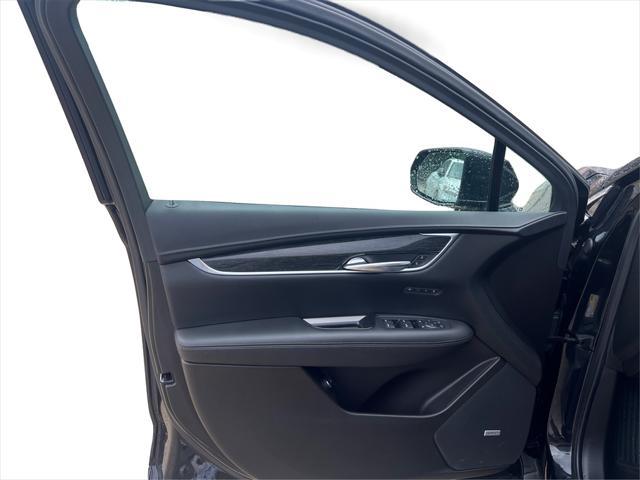 used 2021 Cadillac XT5 car, priced at $27,666