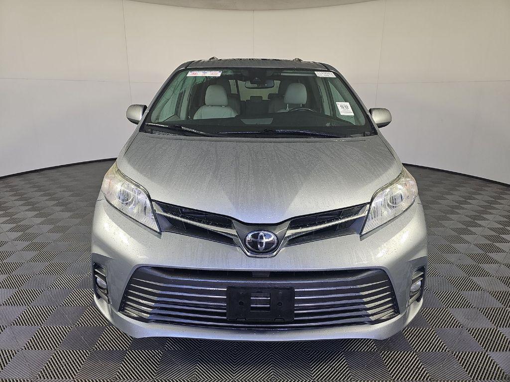 used 2018 Toyota Sienna car, priced at $29,277
