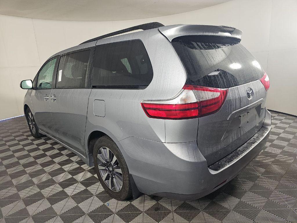used 2018 Toyota Sienna car, priced at $29,277