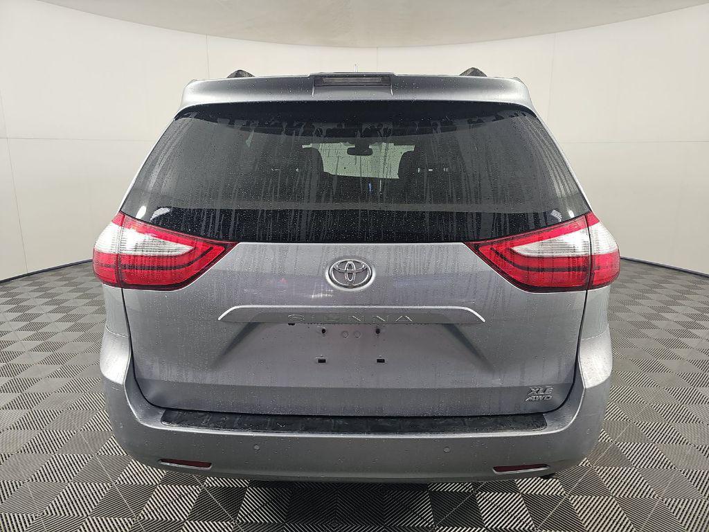 used 2018 Toyota Sienna car, priced at $29,277