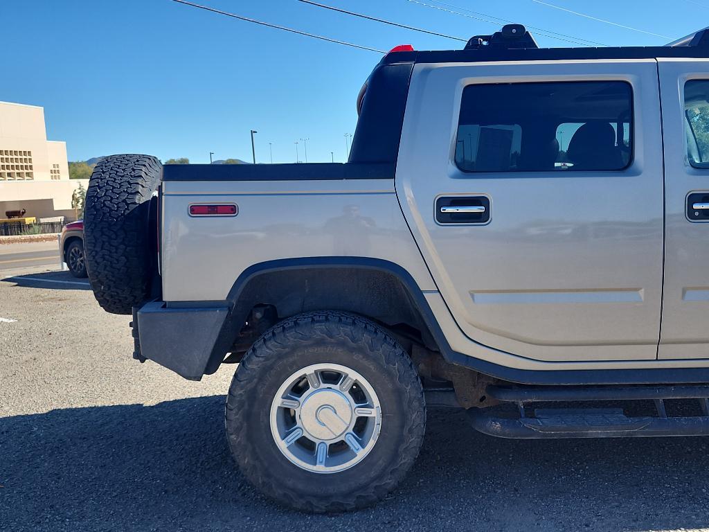 used 2005 Hummer H2 car, priced at $35,499
