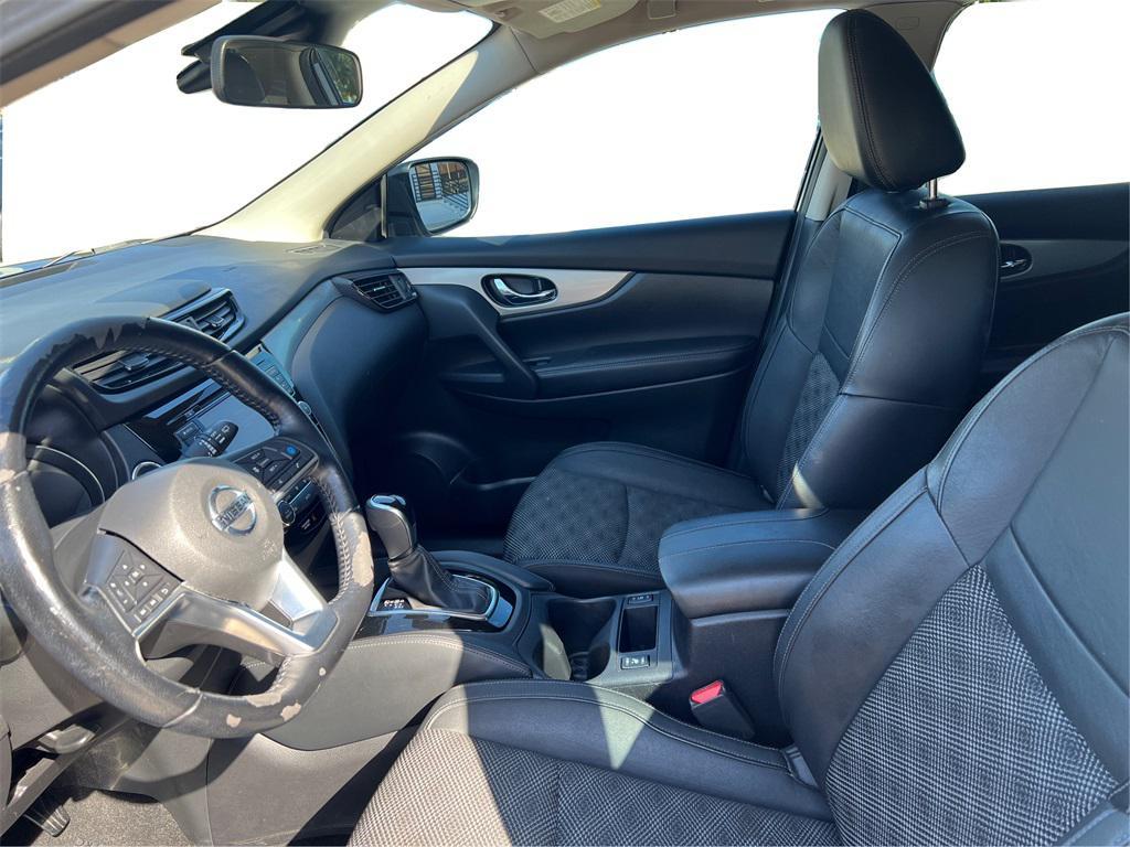 used 2020 Nissan Rogue Sport car, priced at $15,543