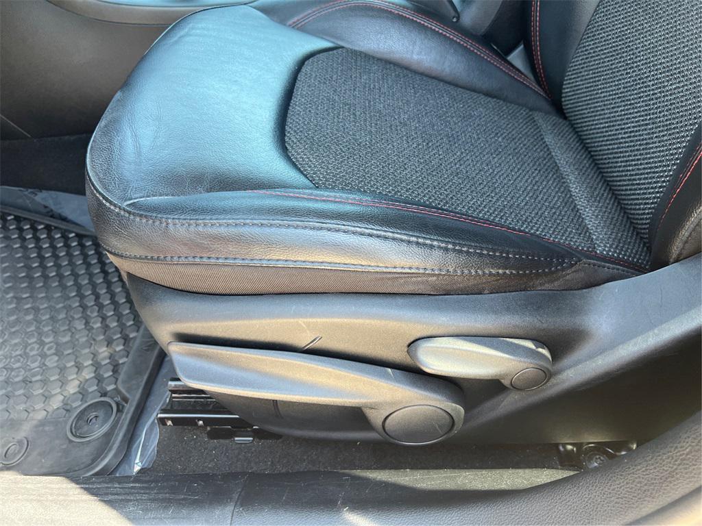 used 2020 Jeep Compass car, priced at $17,464