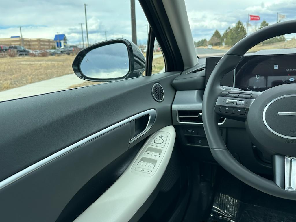 used 2025 Hyundai Sonata car, priced at $31,497
