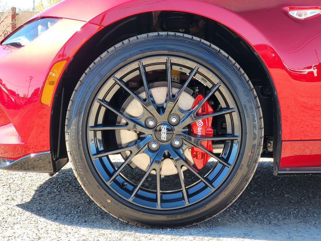 new 2025 Mazda MX-5 Miata RF car, priced at $43,070