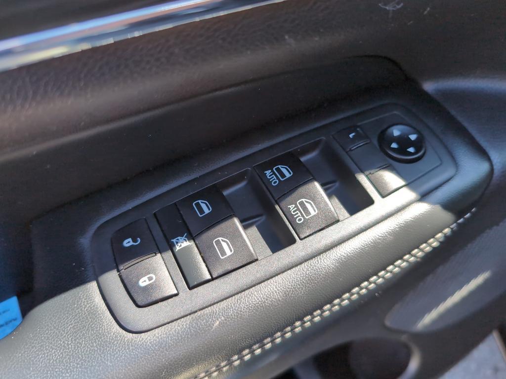 used 2021 Jeep Grand Cherokee car, priced at $23,449