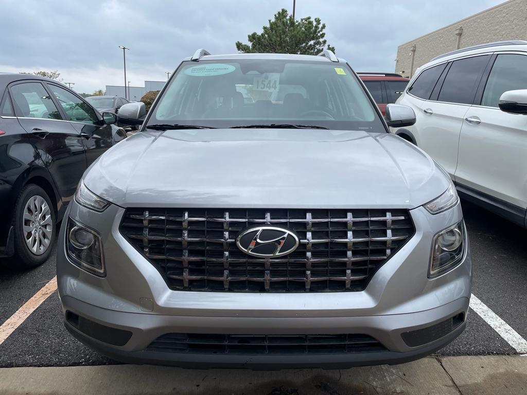 used 2025 Hyundai Venue car, priced at $21,017