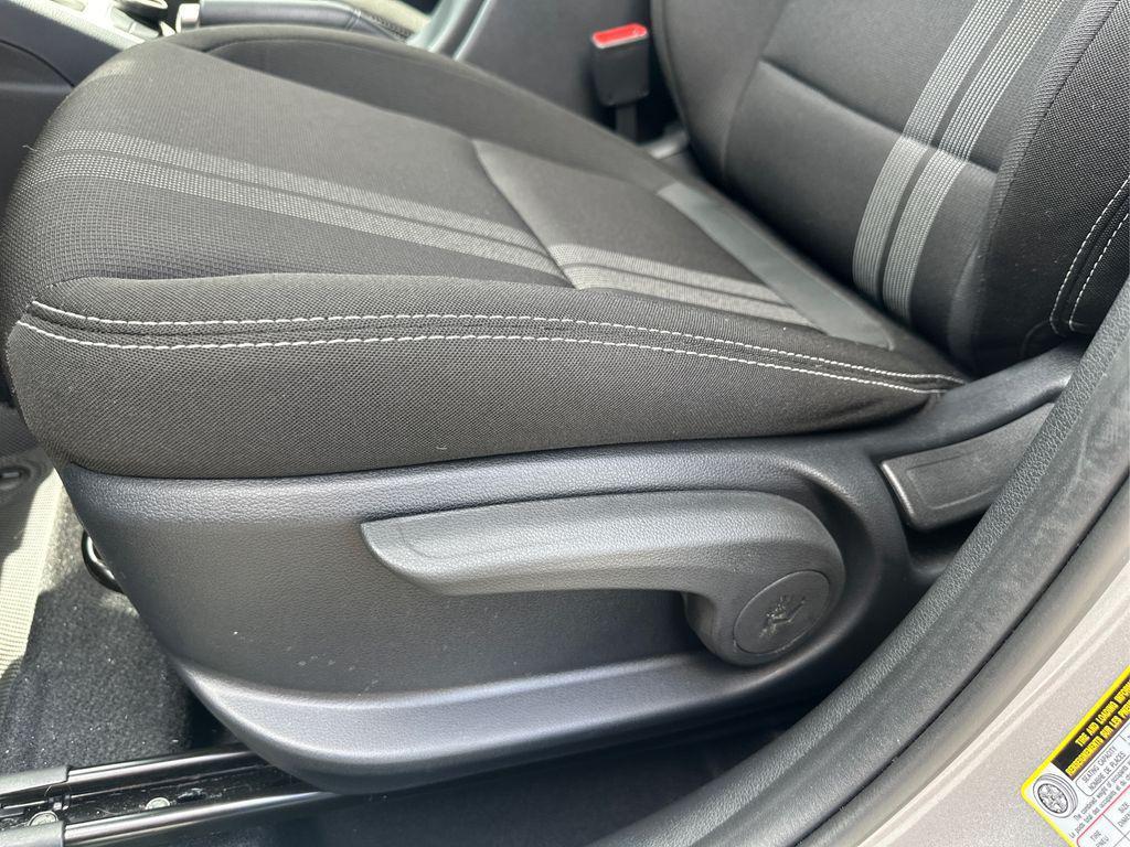 used 2025 Hyundai Venue car, priced at $21,017