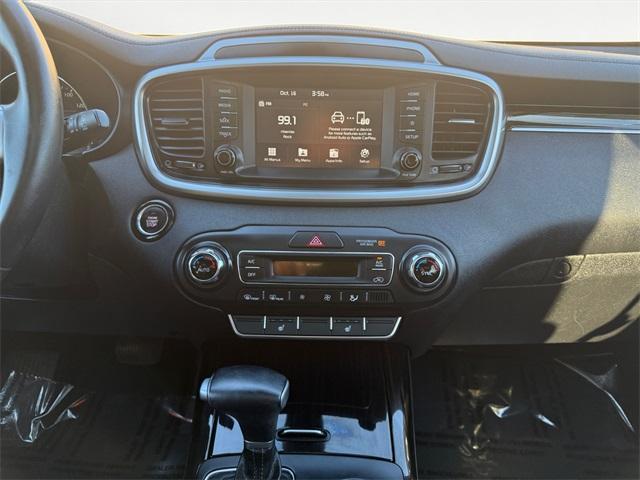 used 2020 Kia Sorento car, priced at $22,998