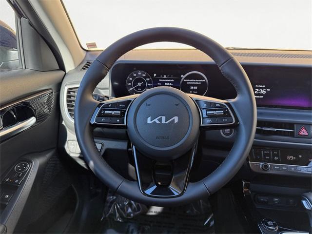 used 2025 Kia Seltos car, priced at $30,775