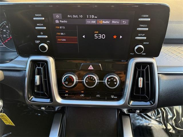 used 2022 Kia Sorento car, priced at $23,200