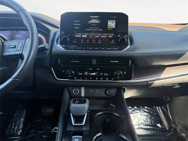 used 2022 Nissan Rogue car, priced at $27,900