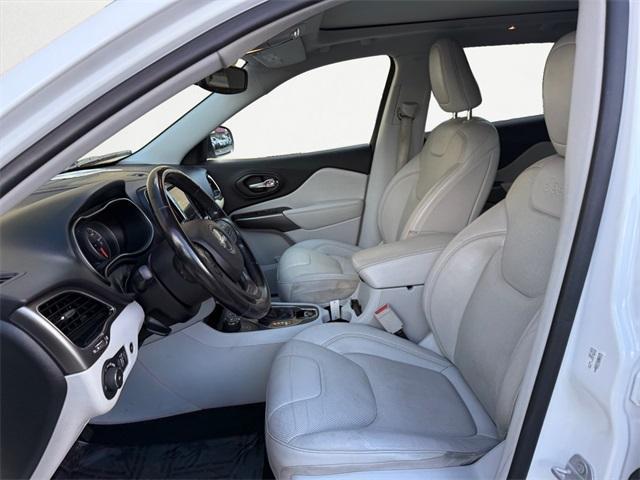 used 2020 Jeep Cherokee car, priced at $20,877