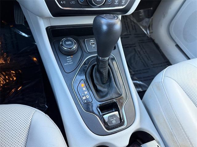 used 2020 Jeep Cherokee car, priced at $20,877