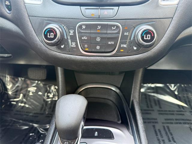 used 2022 Chevrolet Malibu car, priced at $13,905