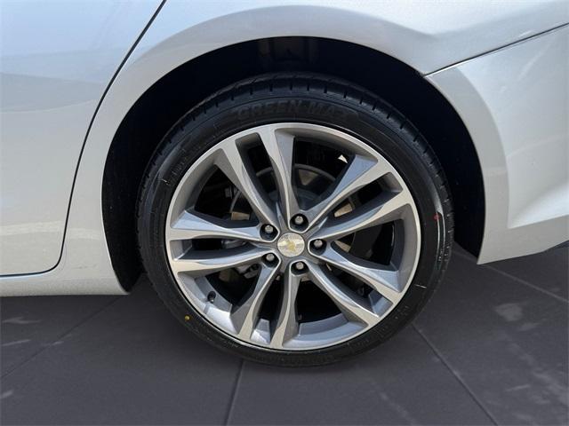 used 2022 Chevrolet Malibu car, priced at $13,905