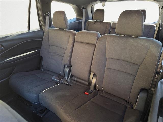 used 2022 Honda Pilot car, priced at $29,996